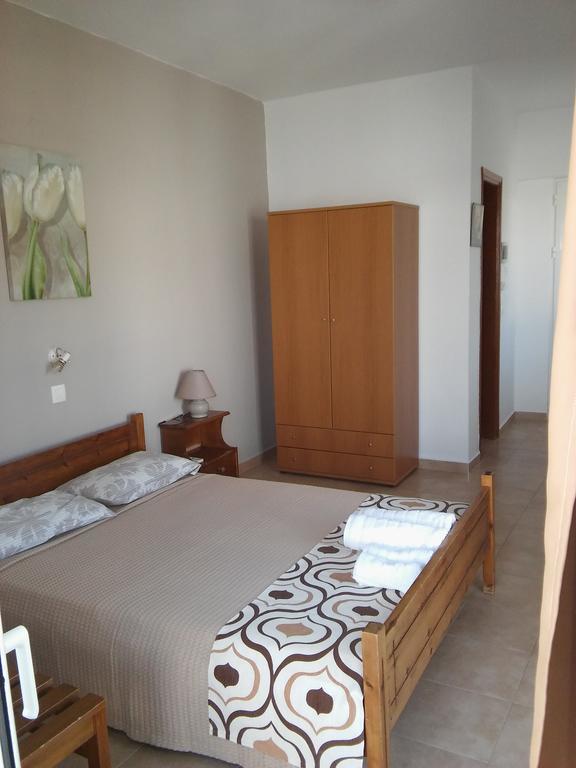 Maria Studios And Apartments Haraki Bagian luar foto