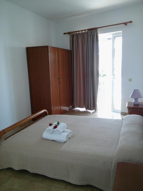 Maria Studios And Apartments Haraki Bagian luar foto